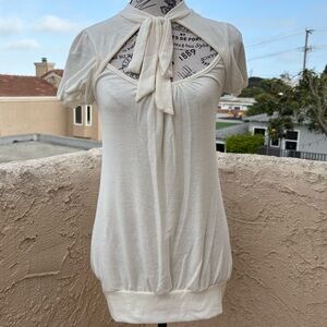 The Namuu bow tie-front cream sweater top size M medium NWT